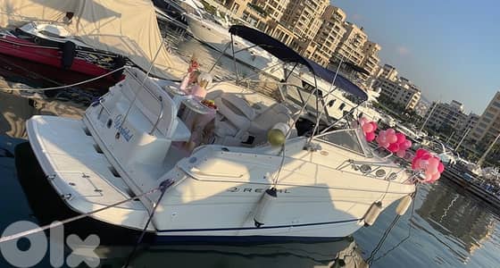 Boat Regal Super Clean