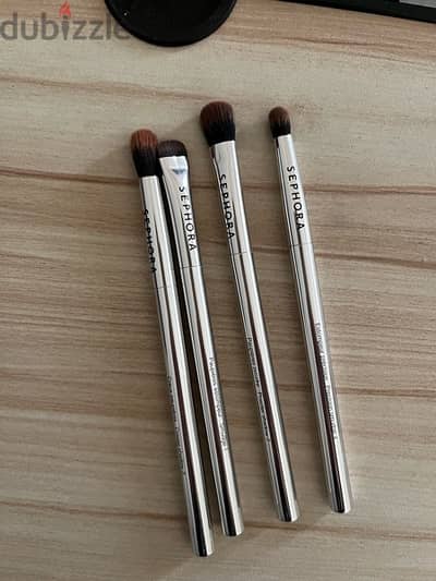 sephora - 4 make up brushes - limited edition