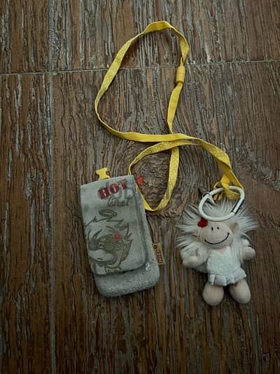 phone cover with fluffiness