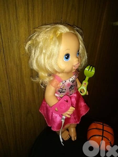 BABY ALIVE Hasbro As new doll+Pacifier+Basket anti stress ball+Fork=24 3