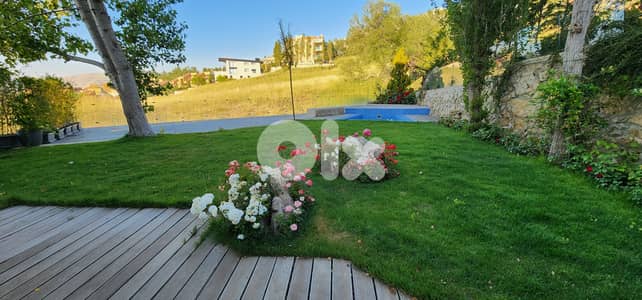 Chalet for sale in Faqra club/ Garden / Jaccuzi