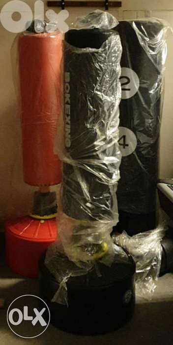 Boxing bag with stand