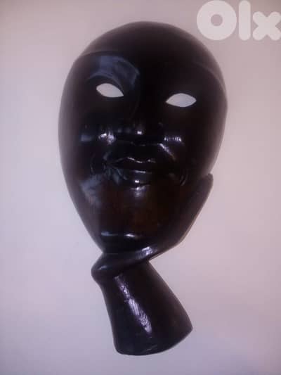 self standing wooden mask 33 cm