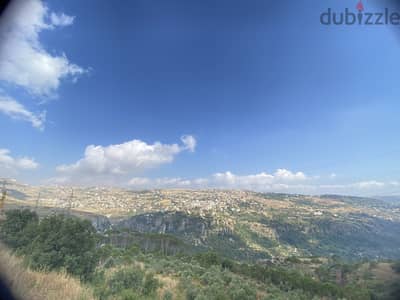 Captivating Land in Chanay, Aley ارض للبيع في شانيه, عاليه