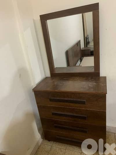 شفنيرة مع مرايا 80 سم