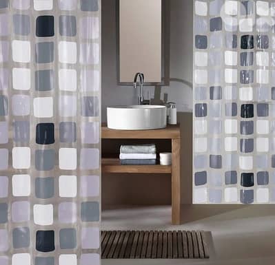 shower curtain with rings
