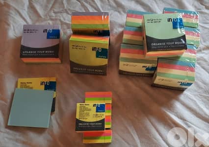 Sticky notes All sizes. Mark is: post it and info