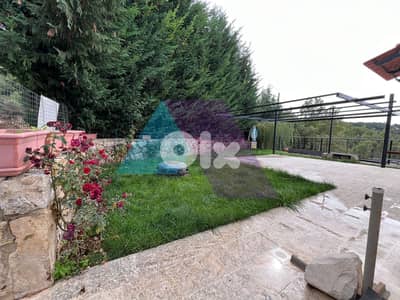 165 m2 villa+ garden+ open view for sale in Mechmech - فيلا في مشمش