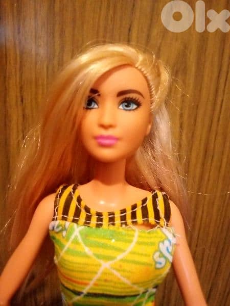 CANDY STRIPES FASHIONISTAS Mattel2016 Great doll+her Own Shoes+bag=24$ 5