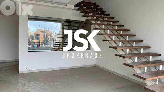 L14156-Spacious Shop for Rent in Mansourieh