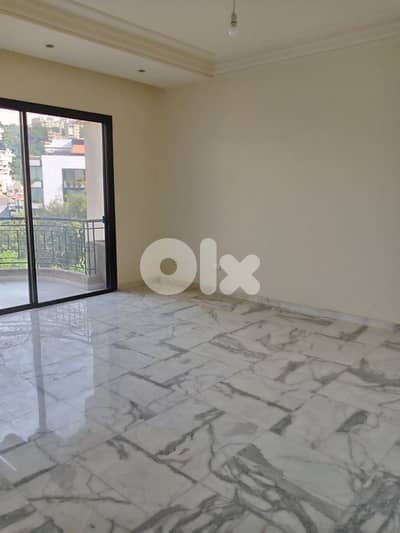 Mtayleb fully decorated apartment payment facilities Ref#5915