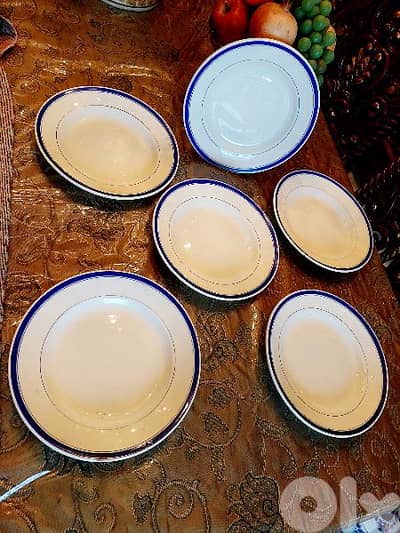 Plates - 6 Pieces  - اطباق عدد