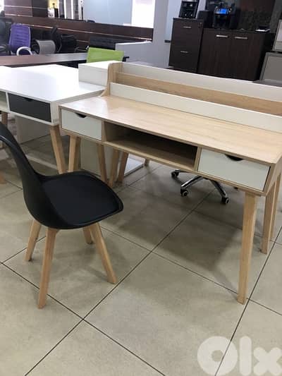 office desk d2