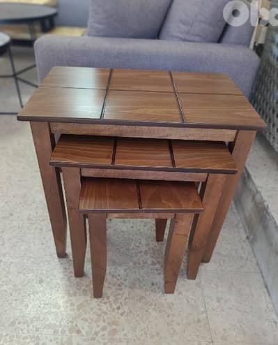 طقم طاولات خشب.  wooden tables