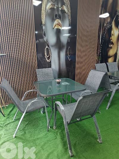 set table with 4chairs   طاولة مع 4كراسي