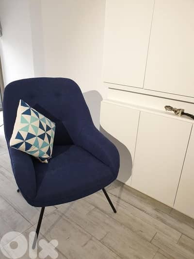 Blue armchair/sofa like new