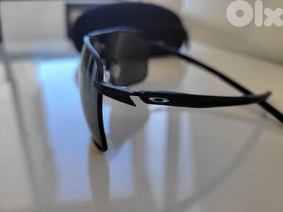 Oakley sunglasses unwanted gift bargain price