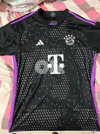 schweinsteiger  bayern Munichen limited edition adidas kits for 10 $