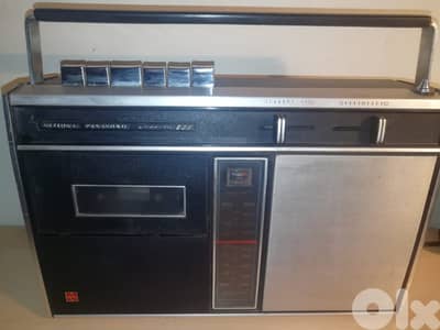 National Panasonic vintage 1970s radio cassetteRQ-236S