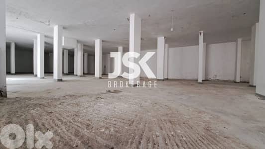 L15138 -Spacious Warehouse For Sale In Dekweneh