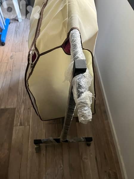 clothes stand 1
