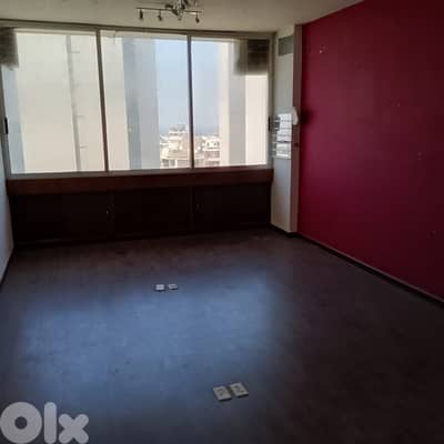 60 Sqm | Office For Rent In Achrafieh مكتب للاجار في الاشرفية