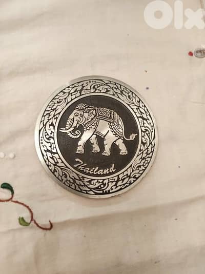 Souvenir plate