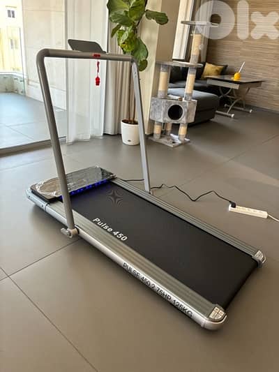 Foldable underbed treadmill 2.75 HP 125 kg