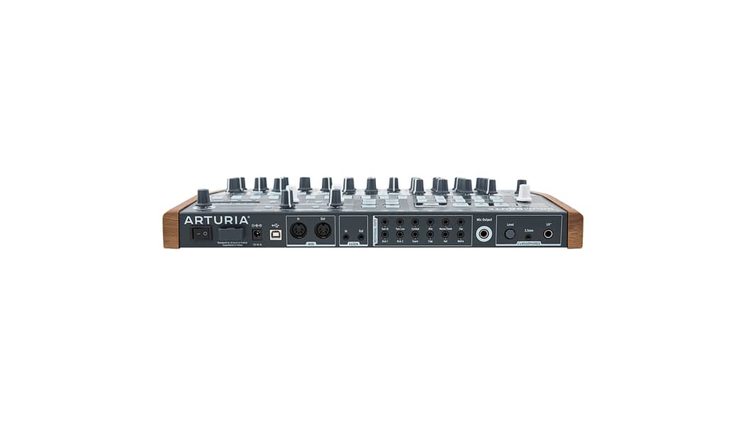 Arturia Drumbrute Analog Drum Machine 2