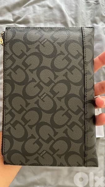 Guess Wristlet 3
