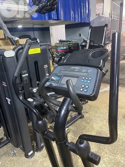 elliptical life fitness used heavy duty