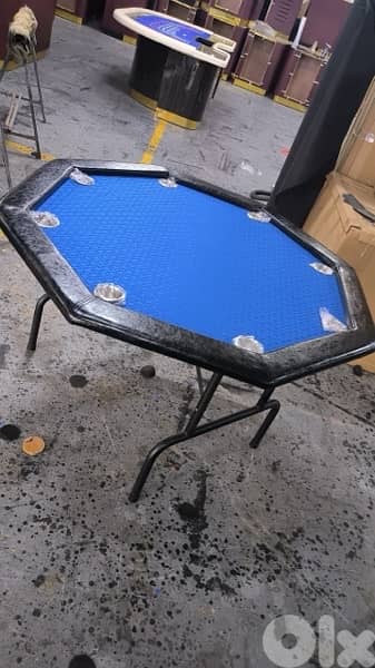 poker table