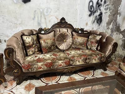 طقم كنبايات حفر خشب زان ست قطع وطاولة شبه جديد