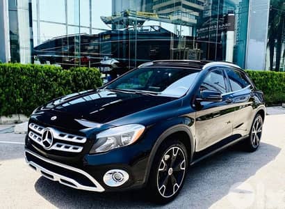 Mercedes-Benz GLA 250 2018 Clean Carfax
