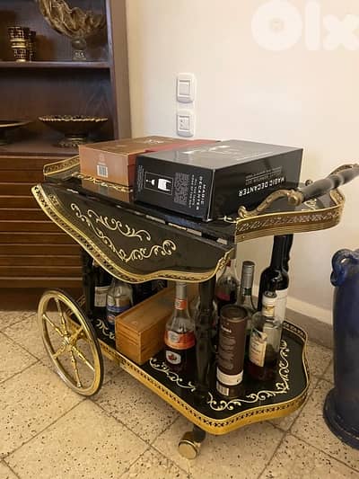 european vintage trolley bar