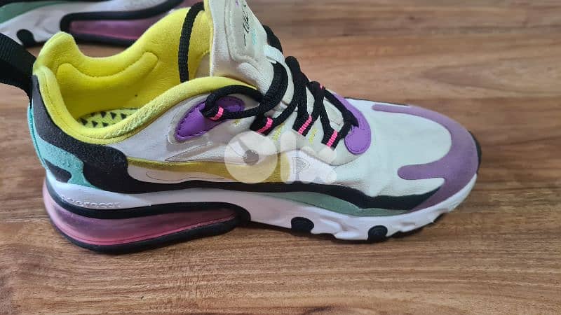 Nike react 270 2