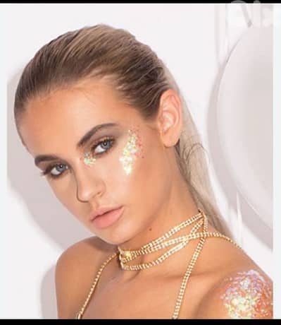 women's gold glitter tattoo