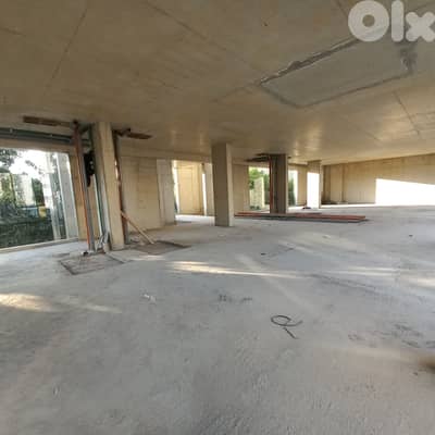 Flat space Shop of 240sqm in Jal el Dib for rent