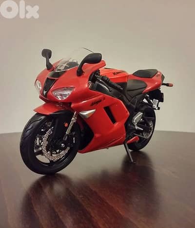 Kawasaki Ninja ZX-6R diecast motorcycle model 1:12