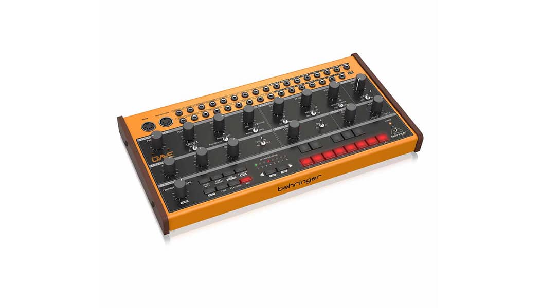Behringer Crave Synthesizer 1