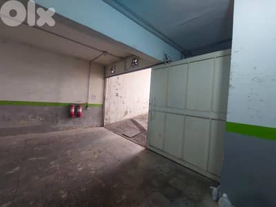 780 SQM Prime Location Warehouse in Beit El Chaar, Metn