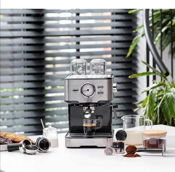 Princess 249412 Espresso + Capsule Machine  /4$delivery 11