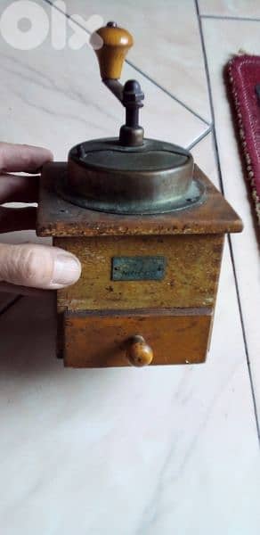 coffee grinder 3