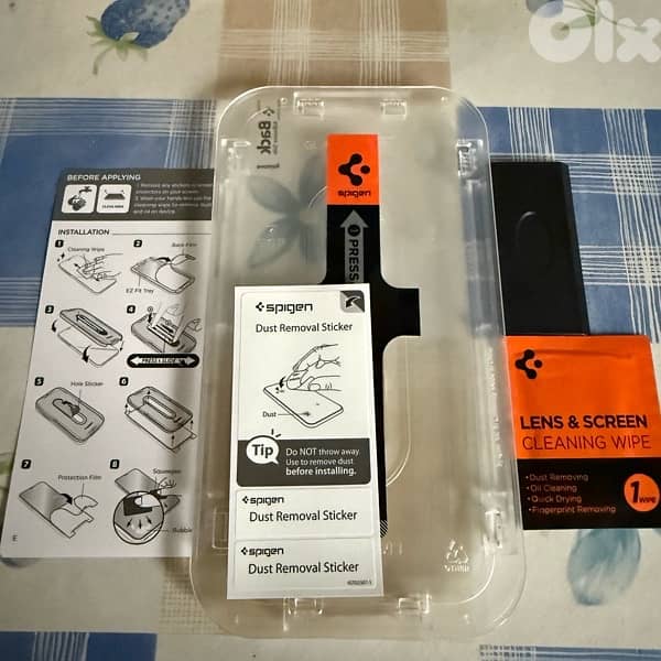 Spigen Screen Protector iPhone 13,14,15 1