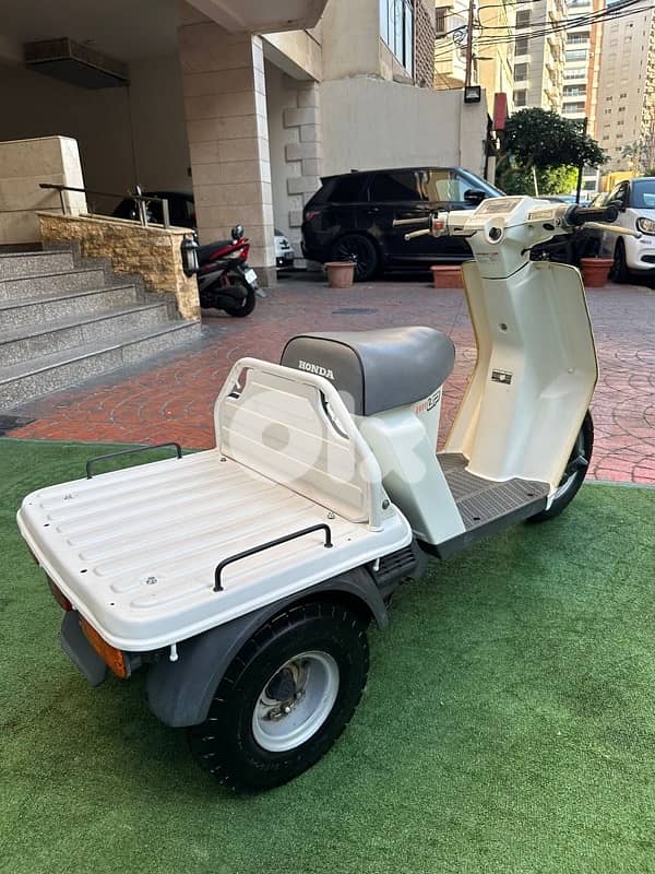 Honda GYRo Up three wheelers معرض صك بيع 8