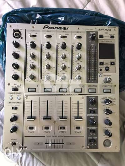 Mixer Pioneer DJM-700