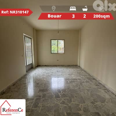 Prime location apartment in Bouar شقة للبيع في البوار