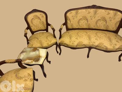 Vintage Sofa Set