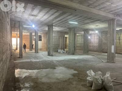 Warehouse with height of 5m in Zalka for rent مستودع بارتفاع 5م