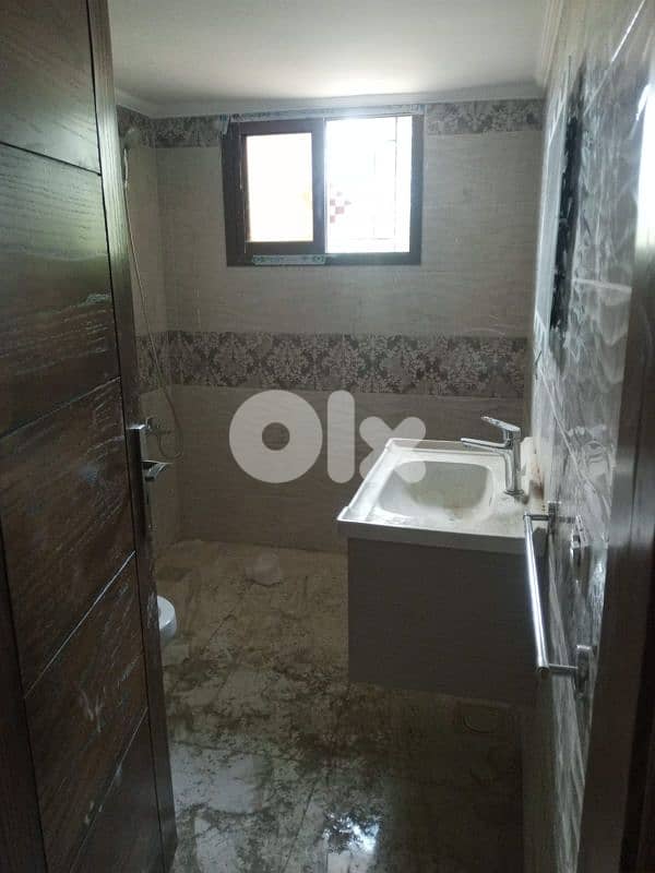 ارض مع بيت في الشوف نبع الصفا  للبيع land with house for sale in shouf 13